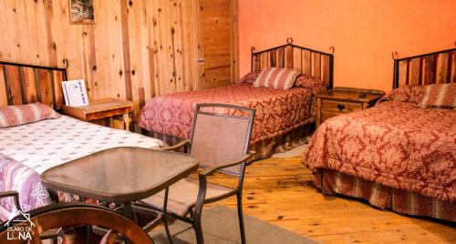Creel Hotel | Cabañas Claro de Luna