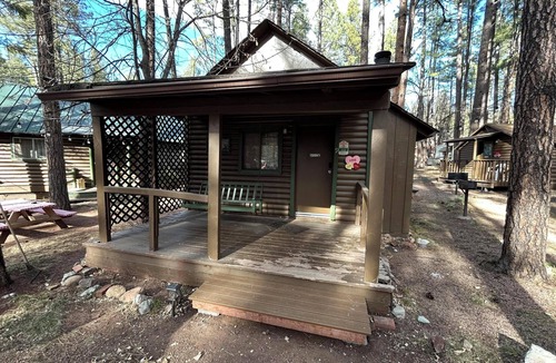 Christopher Creek Cabin | Cabin #9 - Studio with fireplace