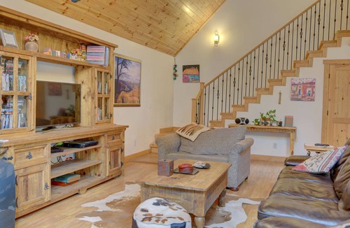 Williams Cabin | Cabin Retreat in Tall Pines on 2.5 acres
