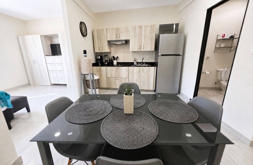 Ildefonso Green Apartment | CABO DOWNTOWN STUDIOS: Cozy Queen Studios Walk to Marina #5