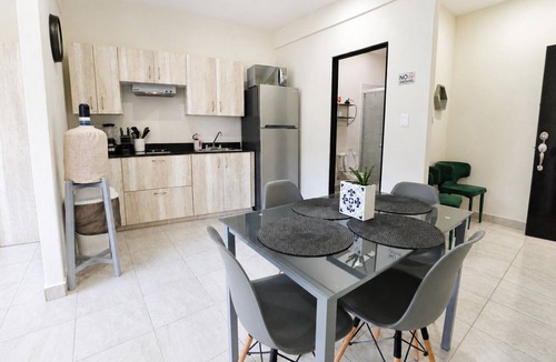 Ildefonso Green Apartment | CABO DOWNTOWN STUDIOS: Cozy Queen Studios Walk to Marina #5