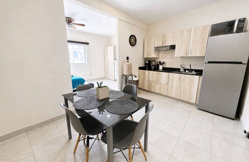 Ildefonso Green Apartment | CABO DOWNTOWN STUDIOS: Cozy Queen Studios Walk to Marina #5