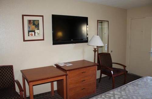 Cajon Junction Hotel | Cajon Pass Inn