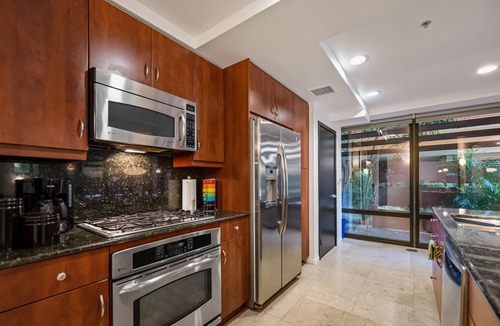 Fashion Square Condo | Camelview Optima Ground Unit-Art Studio OT Scottsdale