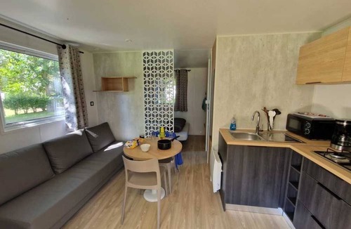 Saint-Geniez-d'Olt House | Camping 4 étoiles - Parc aquatique - efah0b