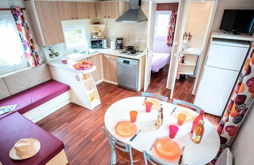 Severac-le-Chateau House | Camping les Calquieres**** - Mobile home Sunny 3 rooms 4 people
