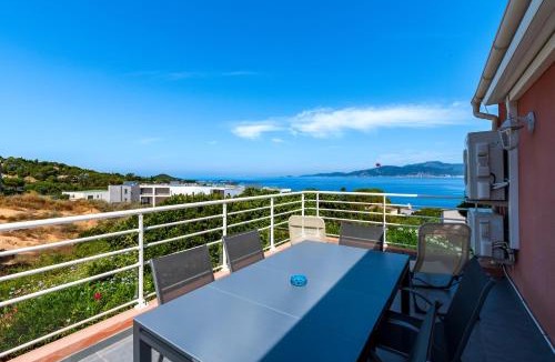 Pietrosella House | Canelli - Magnifique Vue Mer