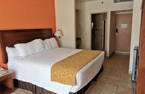 Las Glorias Resort | Canto del Sol Puerto Vallarta All Inclusive