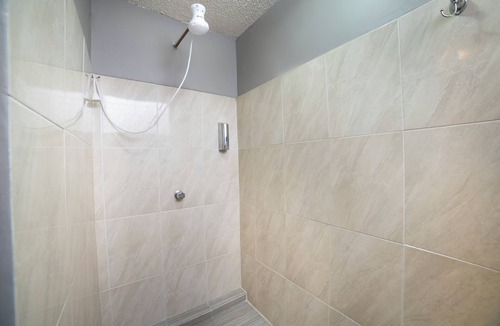 Celaya Hotel | Capital O Hotel Diez