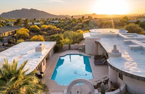 Carefree Fore House | Carefree Crest: Jaw Dropping VIEWS Pool 2 Casitas Outdoor Living