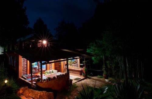 San Cristobal de las Casas Hostel | Casa 4 Estaciones Retreat B&B