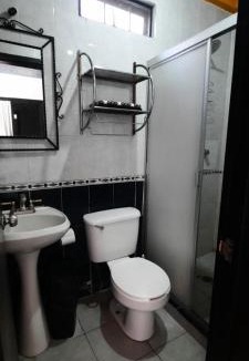 Leon House | Casa AMPLIA en excelente UBICACIÓN!