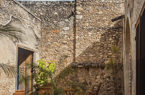 Izamal House | Casa Azul