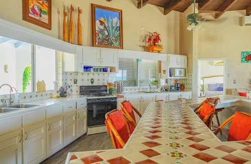 Las Conchas House | Casa de Evilina – Beachfront, Rocky Point