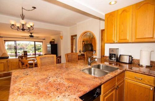 San Jose del Cabo Condo | Casa Del Mar Caracol 2BR Beachfront Condo