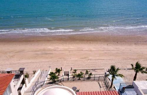 Villas de Las Palmas Villa | Casa Dos Pisos - Combined 2-Unit Beachfront House San Felipe Baja California