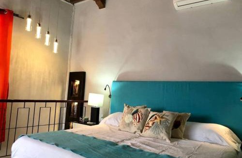 Zona Centro House | Casa El Flamboyán dentro de la ciudad amurallada