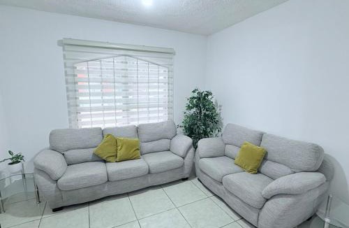 Torreon House | Casa Equipada, Bien Ubicada, Cerca Fiscalia