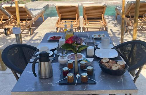 Ventiseri Bed & Breakfast | Casa Fiorita