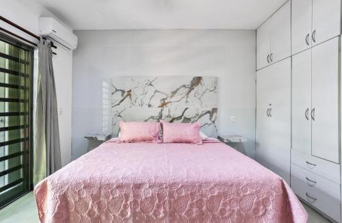 Luis Donaldo Colosio Villa | Casa Flamingos