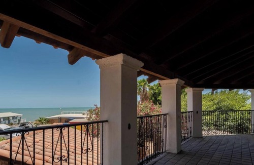 San Felipe House | Casa Habana: Spacious 6-bedroom. Perfect for large groups.