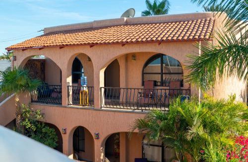 La Paz Bed & Breakfast | Casa Kootenay Waterfront Bnb