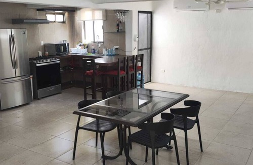 Merida House | Casa Lluvia DE ORO