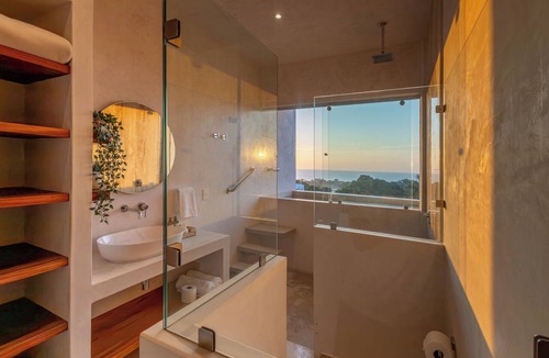 Brisas de Zicatela Hotel | Casa Los Dichos