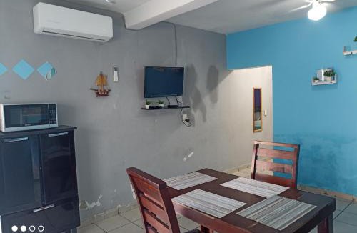 Francisco Villa Apartment | Casa sencilla, primer piso bien ubicada
