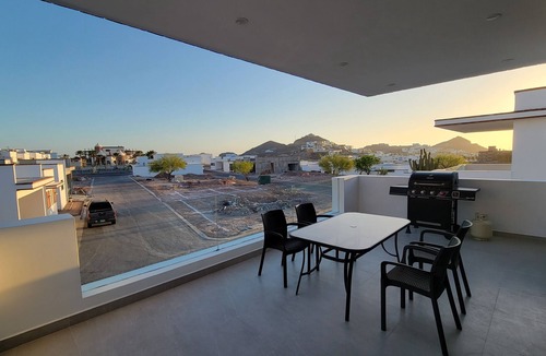 San Carlos House | Casa Sunset · Private Pool · Bay View · Sleeps 12 · 15% Off Weekly Stay