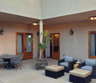 Willcox House | Casa Tranquila