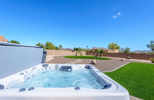Desert Hills House | Casa Vista 4 Bedroom Home by RedAwning