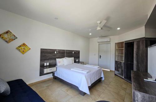 Crucecita Hotel | Casa Xtao Hotel