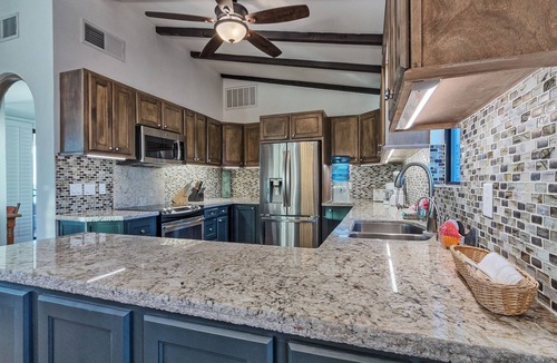 Las Conchas House | Casa Zillori – Beachfront Jacuzzi, Rocky Point