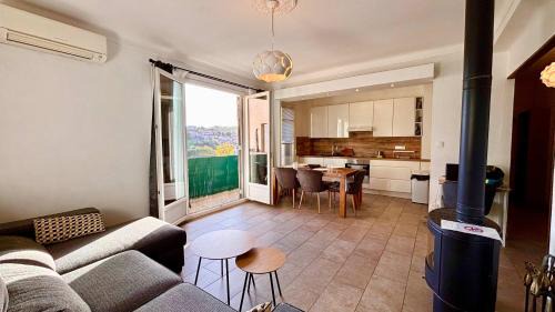 Mezzavia Apartment | Casamea - 2 chambres, Proche Hôpital, WiFi, Clim