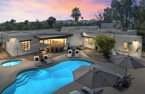 Casas Adobes Estates House | Casas Adobes Dream Property! Amenities galore!