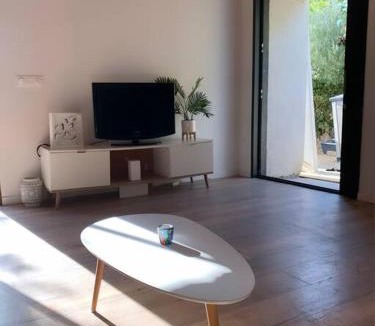 Monacia-d'Aullene House | Caseddu au coeur du village