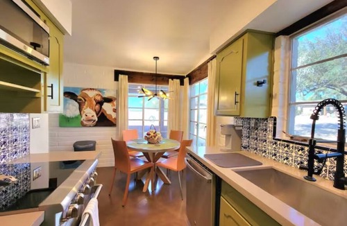 Telesis Estates Cottage | Casita w/Beautiful Mountain Views and Heated Pool