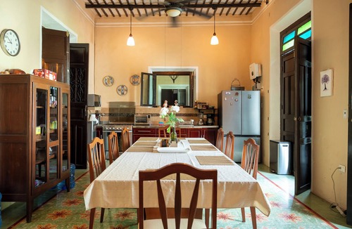 Centro Villa | Casona Abuelos in Merida, perfect location for a family trip.
