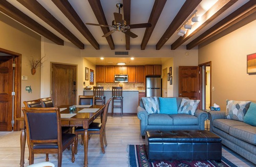 Starr Pass Condo | Castle Casita | Golf & Resort Views | Remodeled 2BR | Near JW Marriott | Sleeps 6