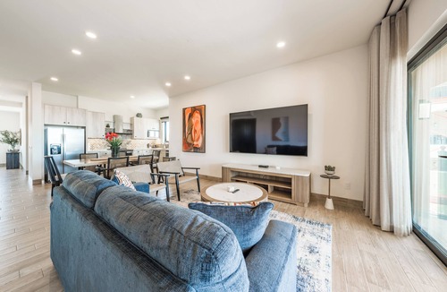 Paraiso Escondido Condo | CCV- NEW and Beautiful 3BR condo w/access to golf!