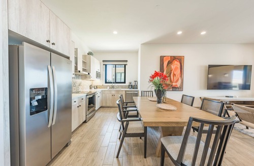 Paraiso Escondido Condo | CCV- NEW and Beautiful 3BR condo w/access to golf!
