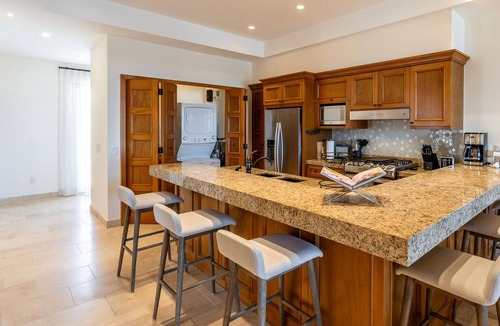 Cabo San Lucas Apartment | CCV Quivira-3Bedroom Condo-5 Beds! WorldClass Golf, Oceanview.