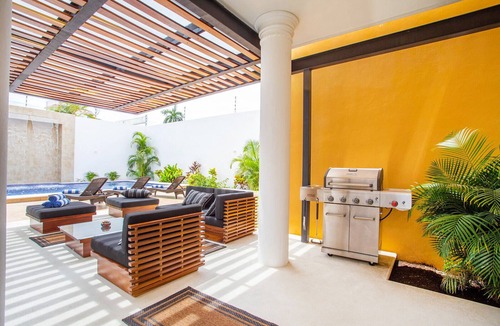 Puerto Vallarta Villa | Central Luxury Villa, heated pool & huge hot tub! 5 Bedrooms and 6 bathrooms.
