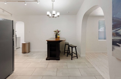 Camelback East House | Central PHX Retreat: Pet-Friendly + Near Downtown