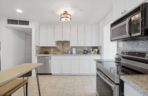Papago Parkway House | Central Scottsdale Spacious 3BR house, 5 minutes to everything, hot tub, games