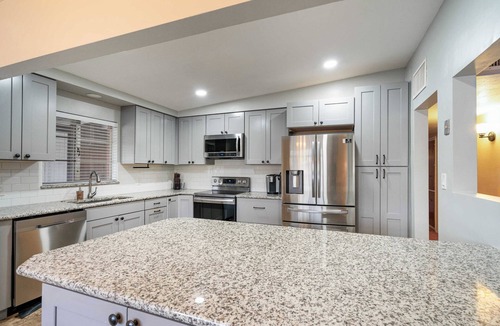 Vista Del Monte House | Central Tucson Gem w/Porch, Patio & Park Access