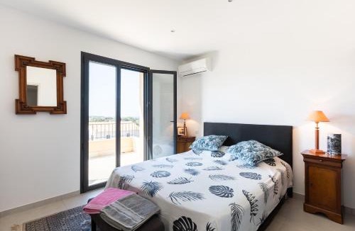 Palasca Bed & Breakfast | Chambre D'hôtes À Losari