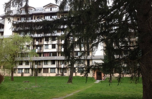 Chamonix City Centre Apartment | Chamonix, exceptional price from 2 to 9 March 2 p-4/5 underground parking, bus access