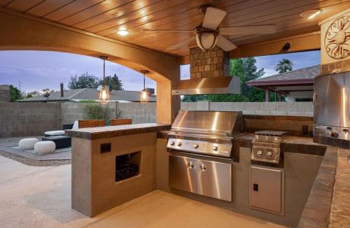 Deer Valley House | Champions Oasis Home - Near the Stadui2007m withPool & Grill